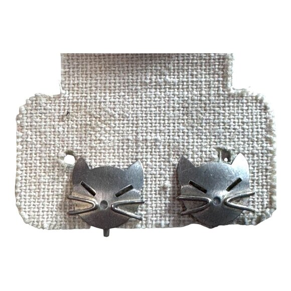 Vintage Beau Sterling Silver Cat Lover Face Screwback Earrings Kitty Whiskers - Picture 1 of 6